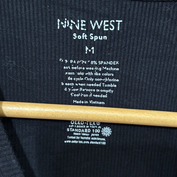 Nine West Black T-Shirt - Picture 3 of 3
